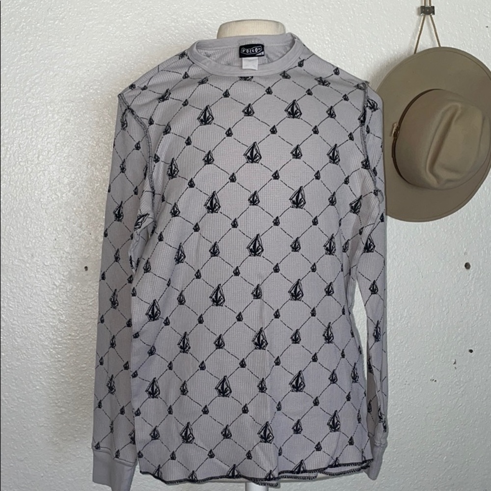 Volcom thermal shirt